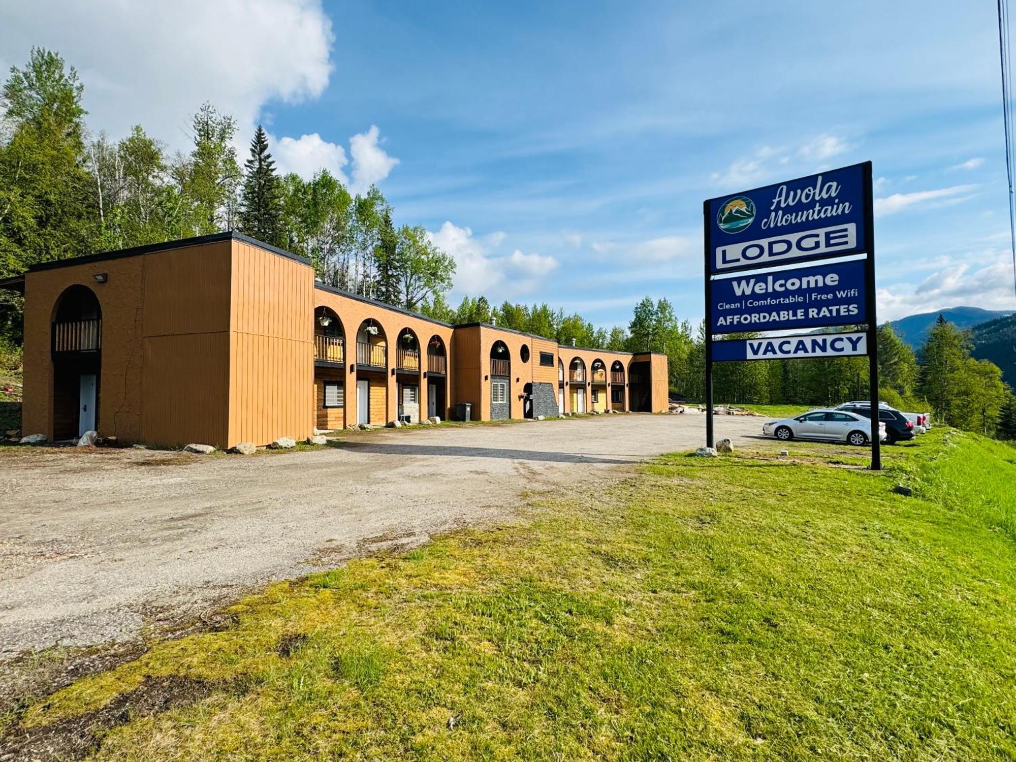 Avola Mountain Lodge エクステリア 写真